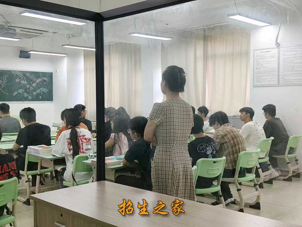 成都普华单招培训